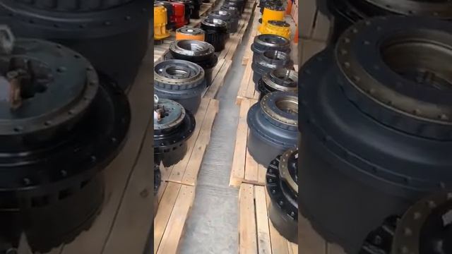 Бортовые редукторы хода и поворотные редукторы VOLVO HYUNDAI CAT KOMATSU DOOSAN HITACHI