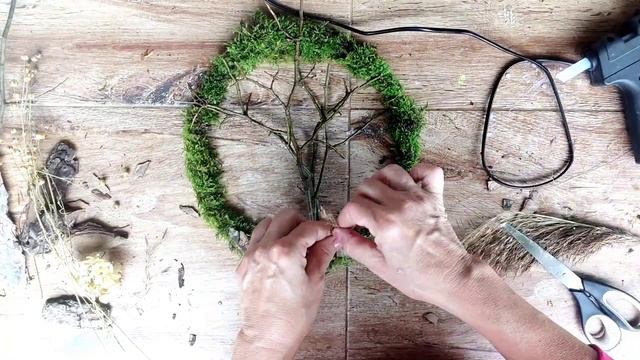 Veniec Na Dvere (strom Zo Slamienok)