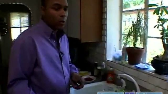 How To Cook For A Date : Combining Ingredients & Present A Summer Salad To A Date