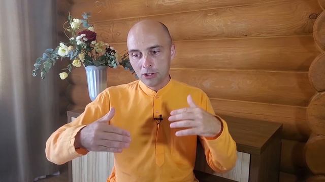 QA#24 - Ватсала дас - Всегда ли ведическое является духовным? (Гита-нагари)