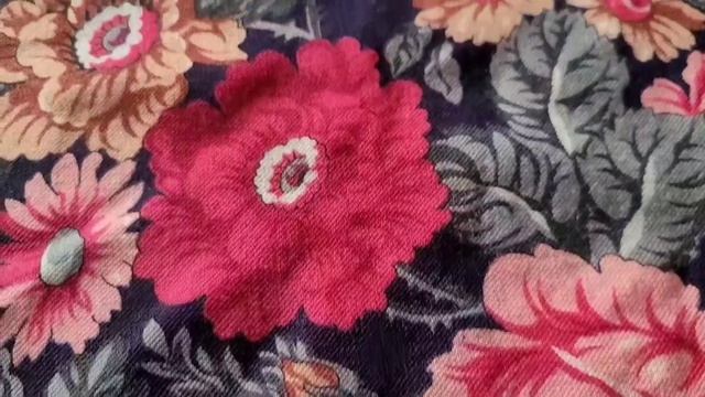 Павловопосадские платки⧸шали. ＂Молитва＂. Моя коллекция.Павловопосадские платки/шали. 