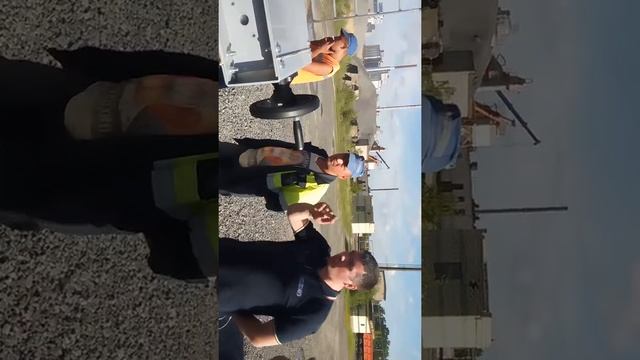 Горизонтальный силос для бетонного завода  Подключение наклонного шнека