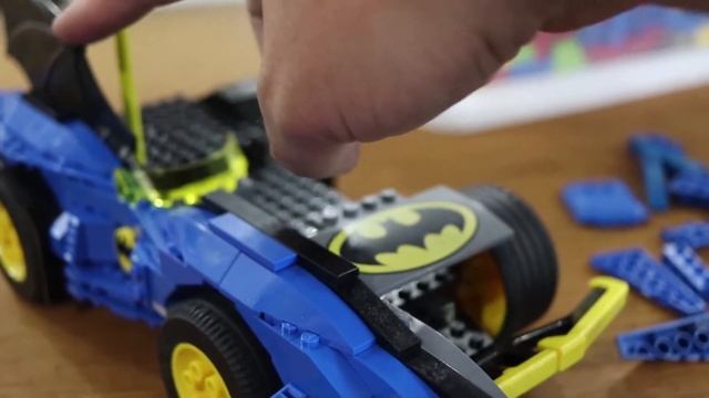 LEGO® RC Batmobile Super Friends #BooneBuilds