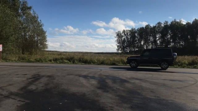 Выхлоп W463 с улицы.mp4