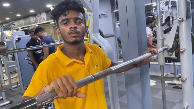 #33 AAJ KARENGE BICEPS AUR LEG WORKOUT ?️♀️?