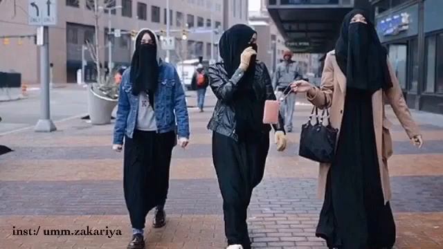 Сестра одень Хиджаб! Это же приказ Аллаха в Коране!