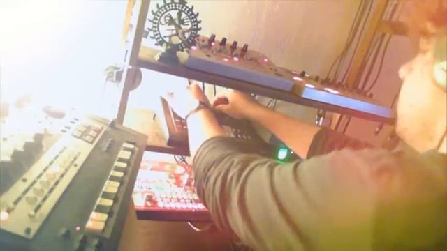 Sunday Acid. Short Synth Jam With MC-307, MC-202, EF-303, ESX1, Octatrack, X0xb0x, AN-200