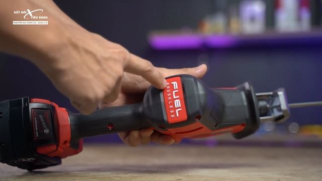 Cưa Kiếm 1 Tay Xịn Xò Của Milwaukee, Mạnh Hơn Dewalt DCS369, Chạy Êm, K Chổi Than. Hackzall M18 FHZ