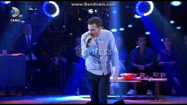 Elnur Huseynov - Hour Of The Wolf (Beyaz Show)