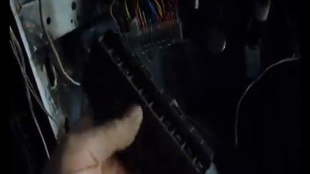 Меняю вместо двух блоков штырьковых предохранителей на один блок ножевых от ГАЗ 3110. Нива 21312 26