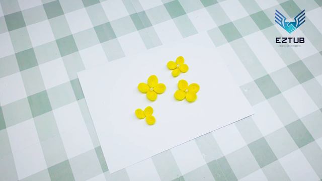 Tutorial Yellow 4-Petaled Flowers With A Pearl Pistil With Quilling | Yellow Flowers Pearl Pistil