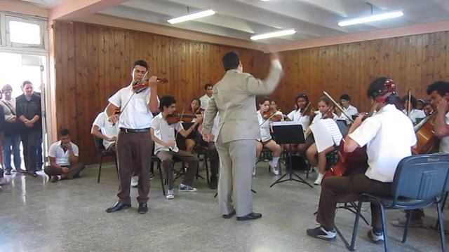 Primer Movimiento - Concierto Para Violín Y Orquesta - Tchaikovsky