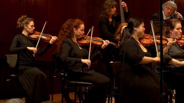 Haydn Symphony no. 45 Farewell Symphony - Sinfonia Rotterdam/ Conrad van Alphen