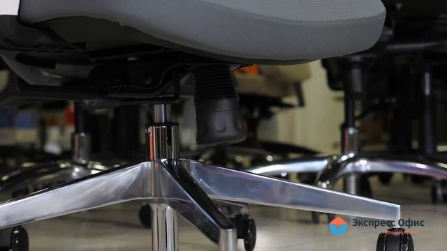 Обзор кресла для руководителя Имидж GRAY