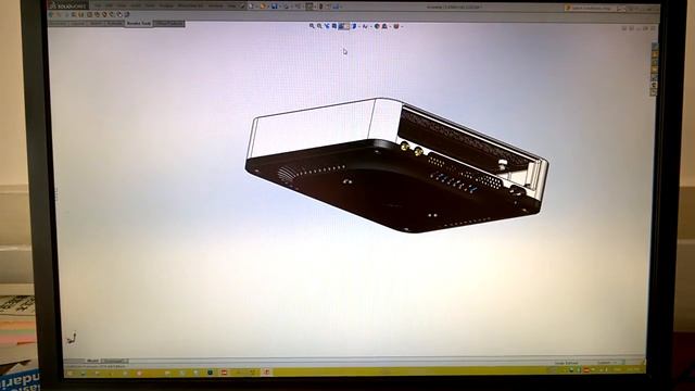 DNK-H | PC Case. Xeon E3-1245 V3. 84W. Intel HD Graphics P4600 + Solidworks