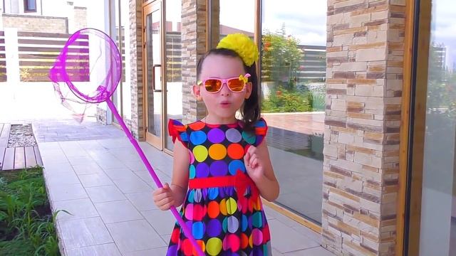 Alice Magic Transform Into Miraculous LADYBUG With Costumes Super Hero