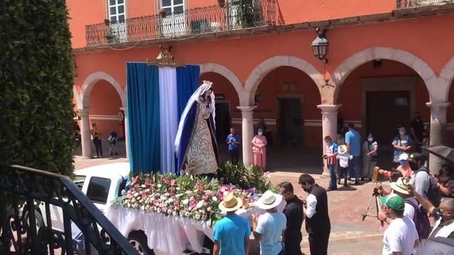 INICIO DE LA PEREGRINACIÓN A LA VIRGEN MARÍA EN LA PIEDAD