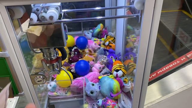 ДОМИК ДЛЯ СПАНЧ БОБА ИЗ АППАРАТА С ИГРУШКАМИ ХВАТАЙКА