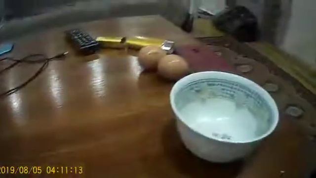 Отличаем яйца (посмотри описание👇)