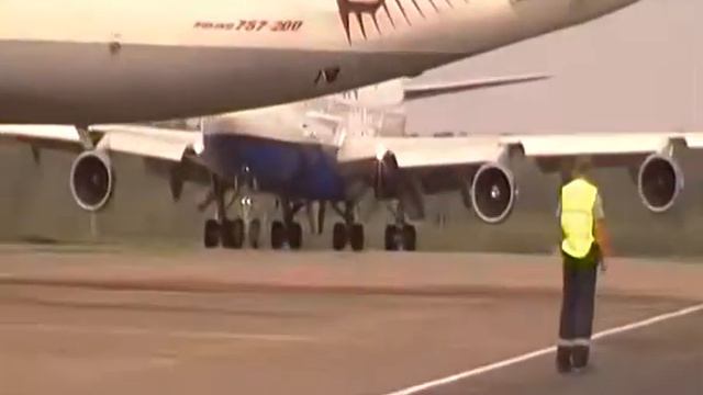 Боинг 747 и 737