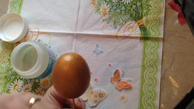 Декупаж и эффект кракелюра/потрескивания для декораций на яйце