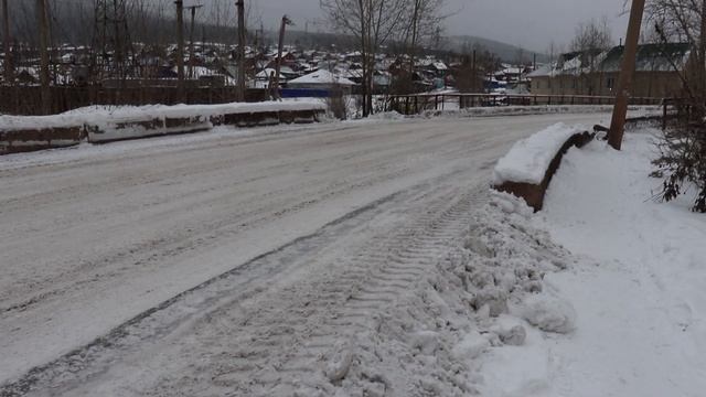 Как проходит уборка дорог в Усть-Куте.