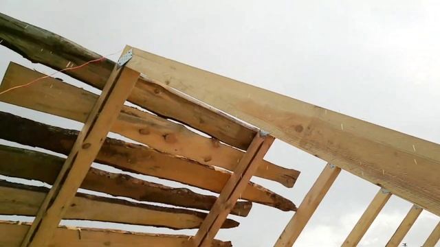 ДВУСКАТНАЯ КРЫША. Как мы ее сделали