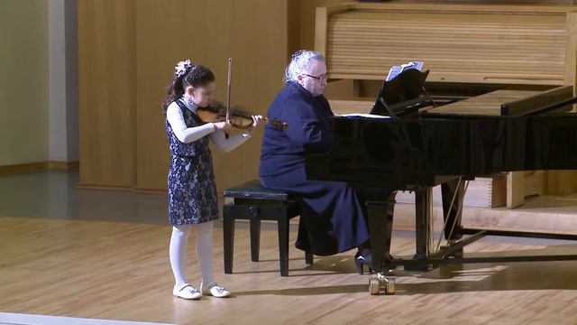 Скрипка I тур 09  I группа Адабир Анна