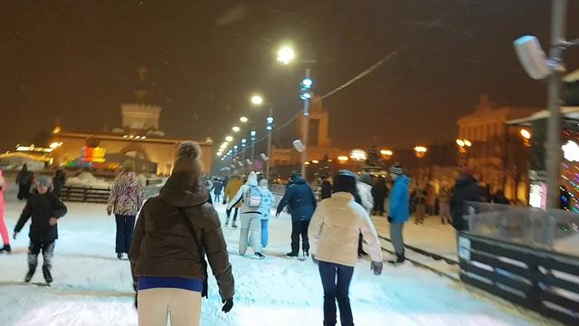 Самый большой каток в Москве. ВДНХ