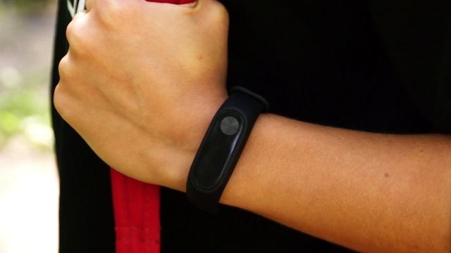 ВОЗВРАЩЕНИЕ ЛЕГЕНДЫ XIAOMI MI BAND 2 ОБЗОР