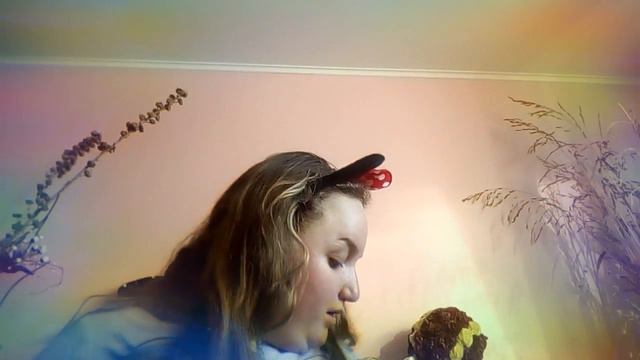 Мои. Цветы. Из бисера🐱🍇🌺🌹🌸🌻🌼