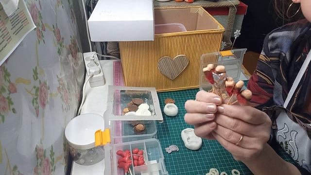 Миниатюры, аксессуары для ватных игрушек. Часть 1