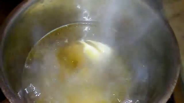 Куриный бульон с мятой.испанская кухня.