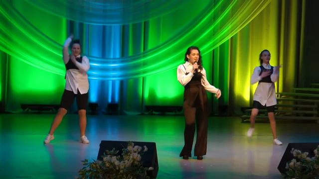 «I Wanna Dance With Somebody» Алина Бурачевская, Елизавета Зенкевич, Диана Древило