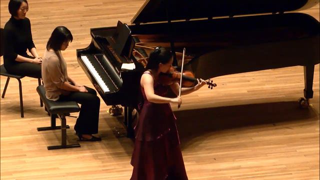 Minami Yoshida, Part 2 -- Menuhin Competition 2014 -- Senior Semi-Finals