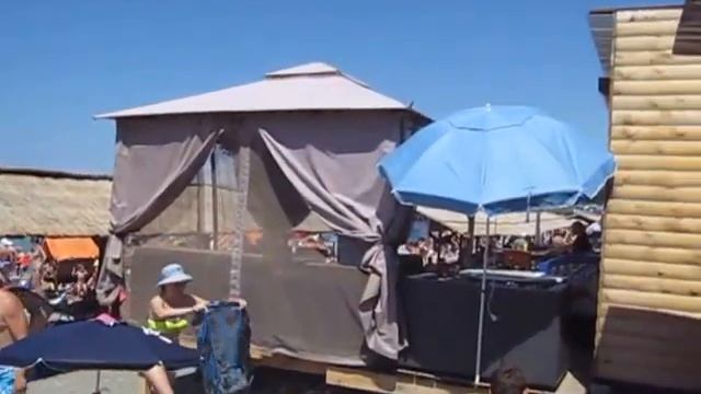 Отдых в Лоо фото центральный пляж