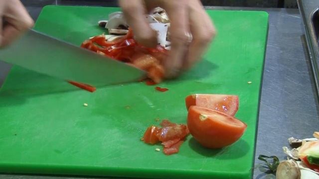 Смачна Чарда. Риба фарширована овочами