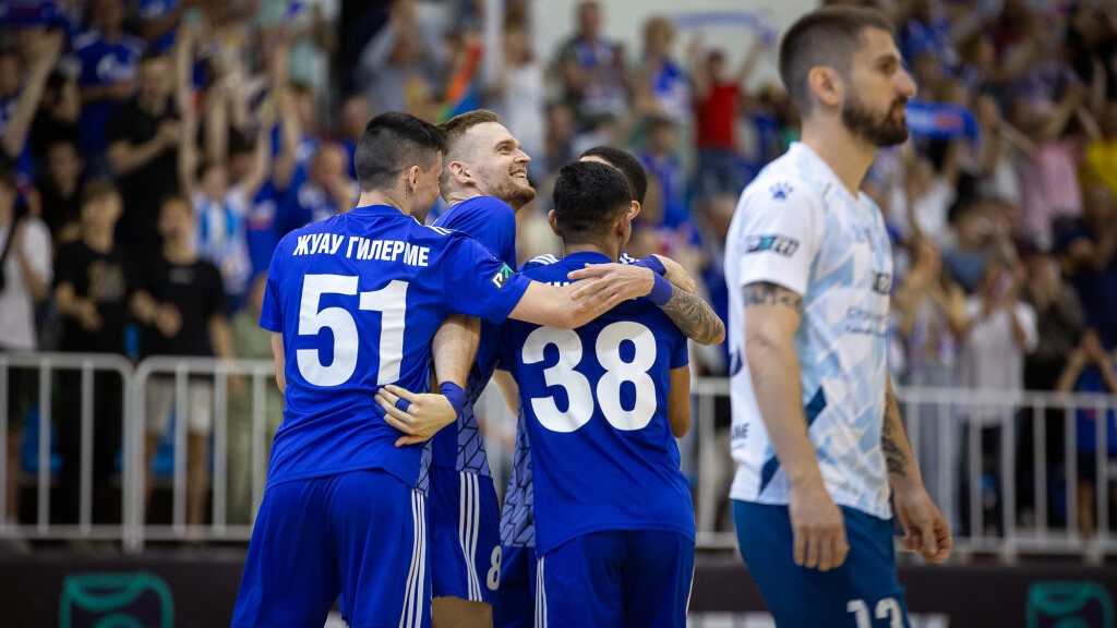 МФК Газпром-Югра - в шаге от чемпионского титула