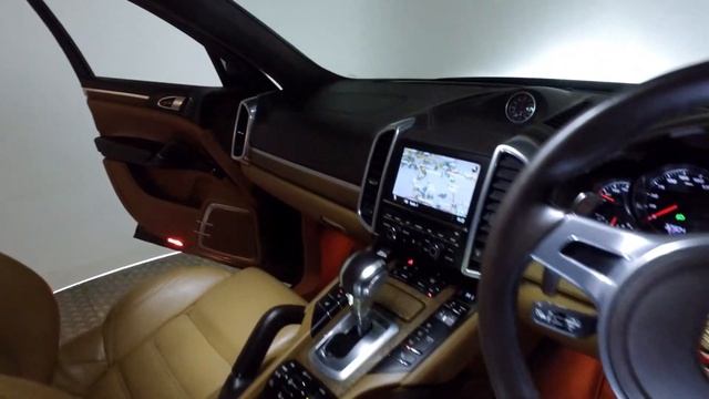 Porsche Cayenne 4 8 V8 GTS Tiptronic S LB12NHX