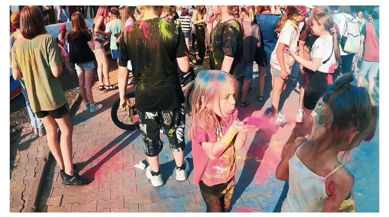 Фестиваль красок Холи в Полысаево 2.7К