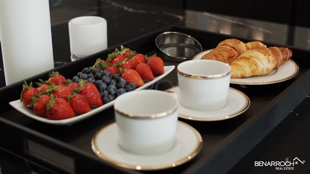 FRONTLINE Golf MODERN STYLE Villa In NUEVA ANDALUCIA (Marbella)