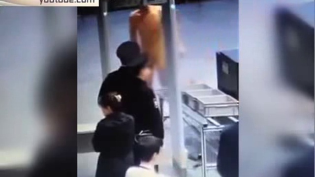 Голый авиционный досмотр