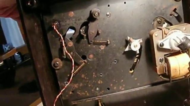 Pre-Release RCA 9-EY-3 45 Record Player