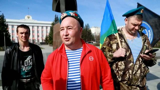 Десантники и Ильич