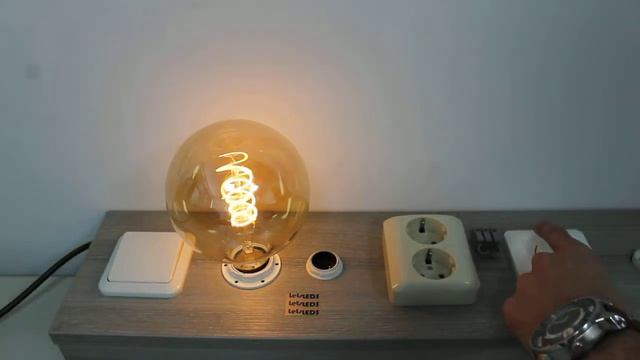 LED Kooldraad E27 4Watt Dimbaar Globe 125mm Amber