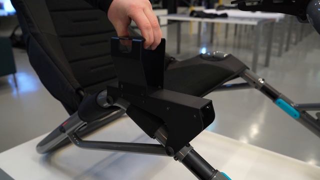 How To Setup The Gearshift & Handbrake Holder Playseat® Trophy (Playseat® Trophy - Shifter Mount)