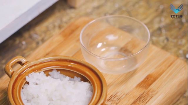 How To Make Miniature Onigiri Salmon | Japanese Salmon Rice Balls