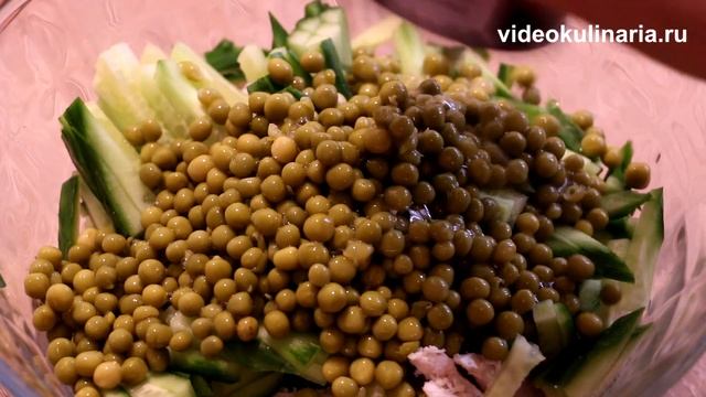 Рецепт-Салат из куриного филе с огурцом от  videokulinaria.ru
