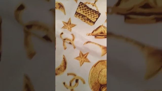 платок CHANEL оригинал 6000 руб