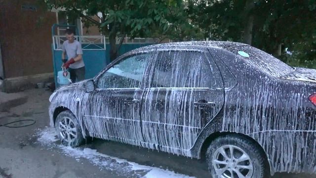 Двухэтапная мойка авто пеногенератором